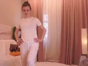 Chaturbate Adult Video Chat of ladonnadeaver