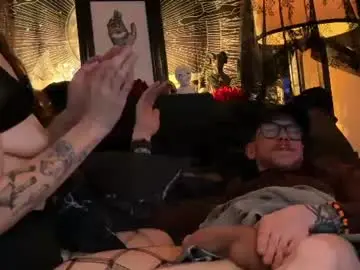 Chaturbate Live Sex Cam of webz_and_kordz