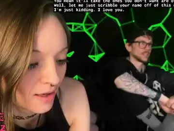 Chaturbate Live Sex Cam of webz_and_kordz
