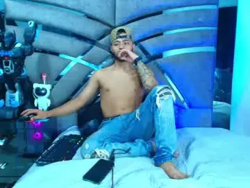 Chaturbate Free Porn Cam of xanderstone00