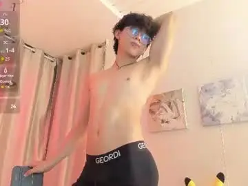 Chaturbate Live Sex Cam of lyan_twink