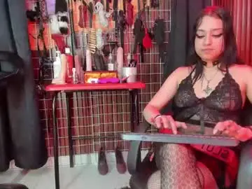 Chaturbate Sex Cam of mhannia_bdsmpri