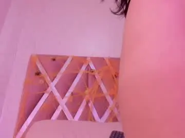 Chaturbate Free Porn Cam of rouss_sweett_