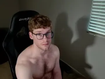 Chaturbate Adult Video Chat of blueeyedtallguy