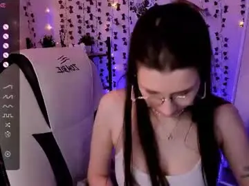 Chaturbate Live Sex Cam of linablossom