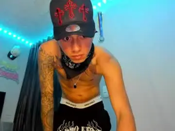 Chaturbate Best live sex cam show of brandonandradre