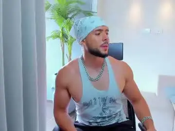 Chaturbate Best live sex cam show of leo_king7