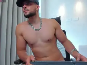 Chaturbate Sex Cam of leo_king7