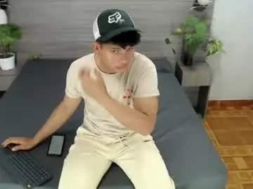 Chaturbate Watch Live Sex Cams of loony_zion