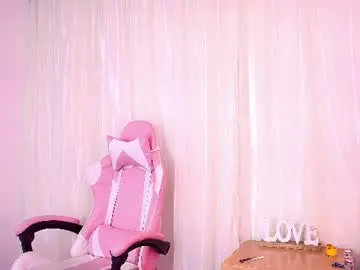 Chaturbate Live Sex Cam of luna_rose06