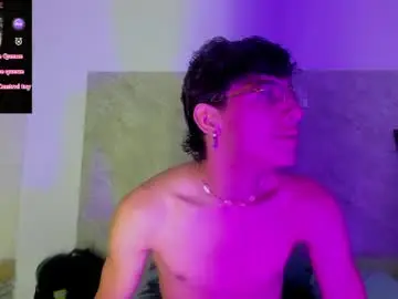 Chaturbate Live Porn of adrian_wolff
