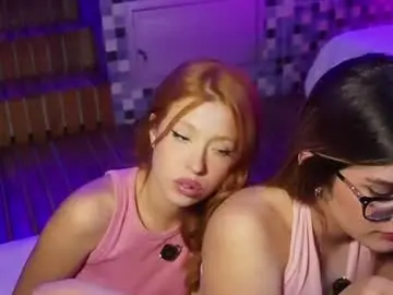 Chaturbate Best live sex cam show of eazinityhouse