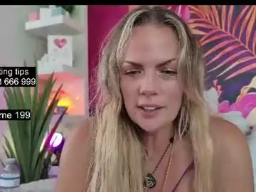 Chaturbate Free Porn Cam of kateskurves