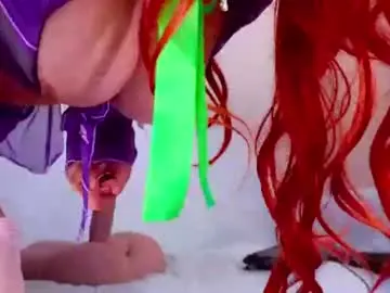 Chaturbate Live Sex Cam of loveegirll