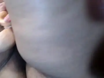 Chaturbate Live Sex Cam of moertomlly