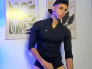 Chaturbate Live Sex Cam of santana_maximo