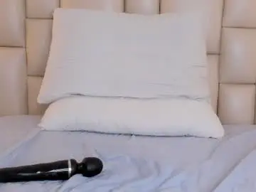Chaturbate Watch Live Sex Cams of stella_jackson_