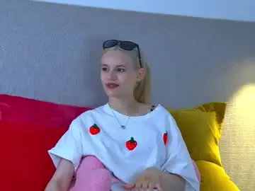 Chaturbate Free Live Porn of lealamour