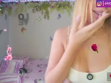 Chaturbate Free Porn Cam of mia_nicols