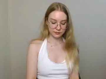 Chaturbate Best live sex cam show of abbymoore__