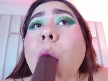 Chaturbate Live Sex Cam of adreeaperez1