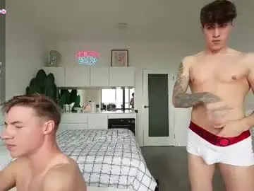 Chaturbate Live Sex Cam of evan_white_
