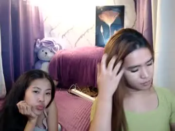 Chaturbate Live Sex Cam of your_twinkletoes18