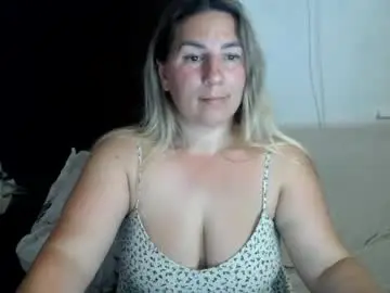 Chaturbate Sex Chat of chrystalbella