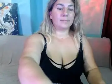 Chaturbate Live Porn of chrystalbella