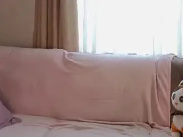 Chaturbate Live Sex Cam of little_red_rosy