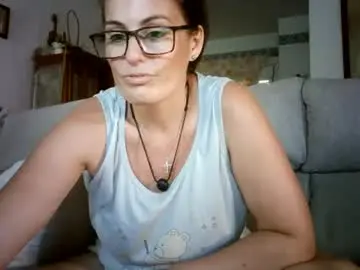 Chaturbate Live Sex Cam of lolahueso