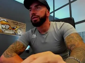Chaturbate Live Sex Cam of arongrant