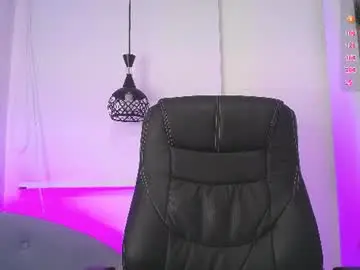 Chaturbate Watch Live Sex Cams of bluee_milf