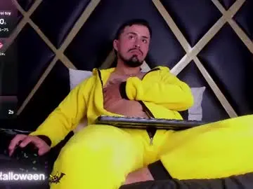 Chaturbate Live Sex of jeann_paull
