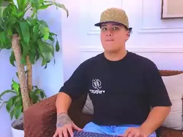 Chaturbate Live Sex Cam of bennett_alejoo