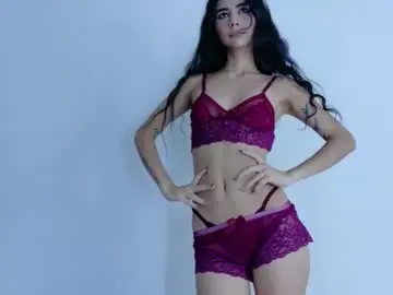 Chaturbate Live Sex Cam of darly_sanchez