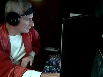 Chaturbate Nude Webcam of adrianlatino