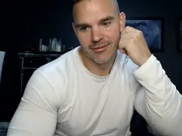 Chaturbate Live Sex Cam of alexiarain