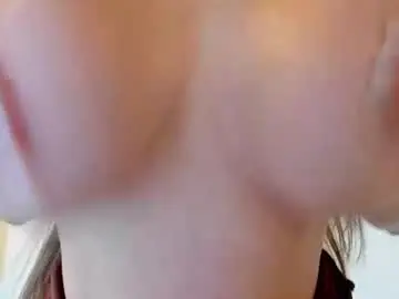 Chaturbate Watch Live Sex Cams of devyale