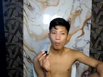 Chaturbate Live Sex Cam of horny_asianmoreno