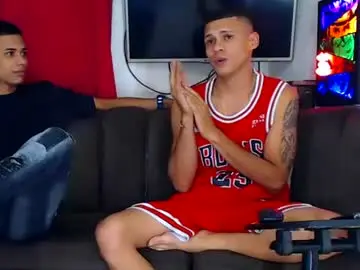 Chaturbate Live Sex Cam of jeffer21_hot