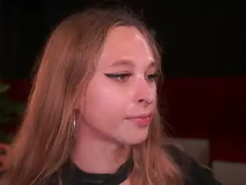 Chaturbate Watch Live Sex Cams of karolinedeep_love