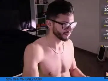 Chaturbate Live Sex Cam of phantom_bigger1