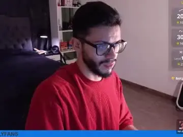 Chaturbate Sex Chat of phantom_bigger1