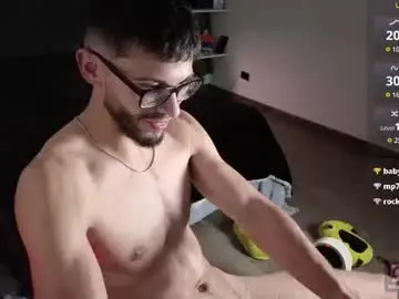 Chaturbate Private Sex Chat of phantom_bigger1