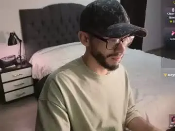 Chaturbate Sex Chat of phantom_bigger1