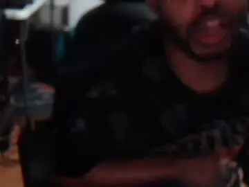 Chaturbate Free Porn Cam of xxxonwheelz
