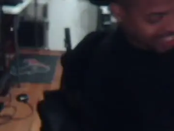 Chaturbate Free Porn Cam of xxxonwheelz