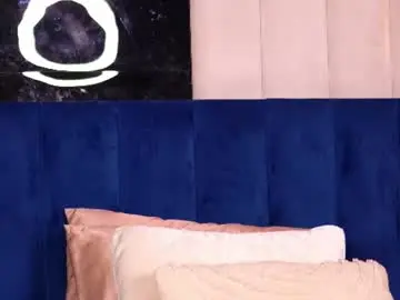 Chaturbate Free Porn Cam of chloeesin
