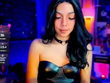 Chaturbate Best live sex cam show of louisassy